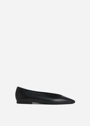 Pointed Ballerina Flat in Black - CO Collections